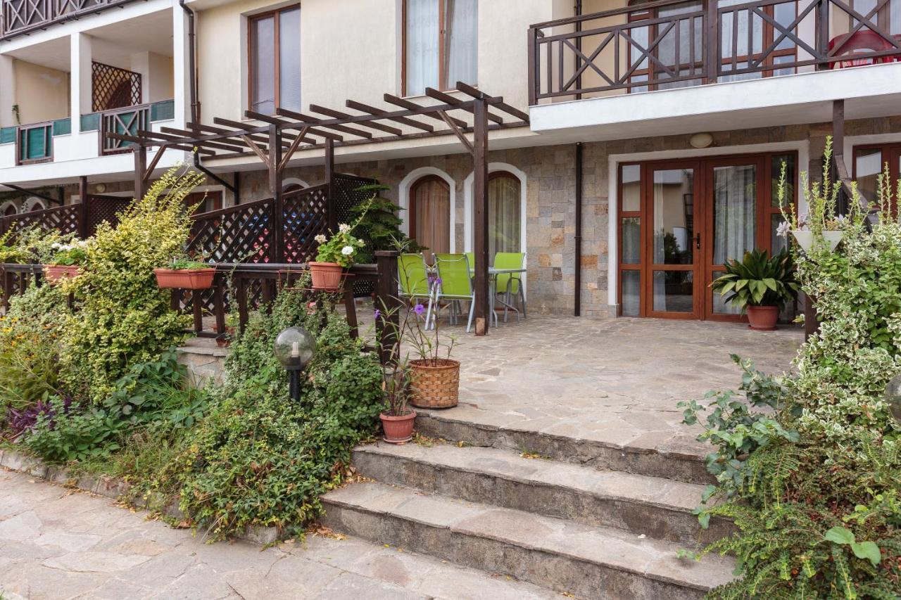 Aparthouse Paradise Bay Apartment Sozopol Exterior photo