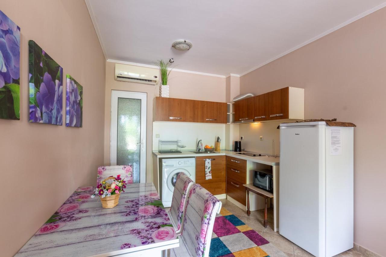 Aparthouse Paradise Bay Apartment Sozopol Exterior photo