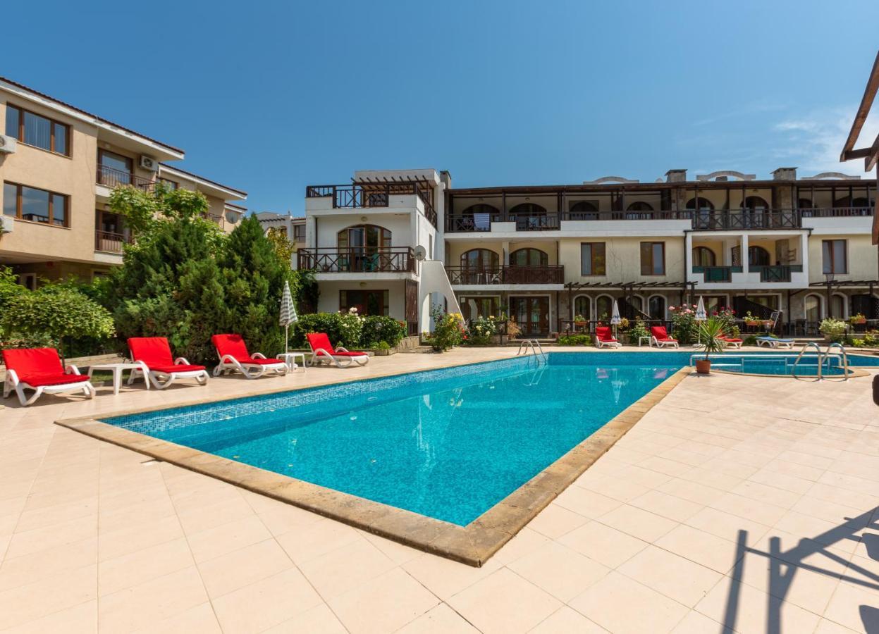 Aparthouse Paradise Bay Apartment Sozopol Exterior photo
