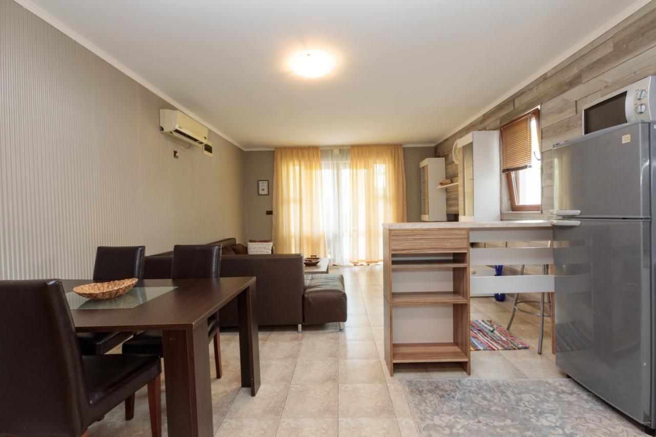Aparthouse Paradise Bay Apartment Sozopol Exterior photo