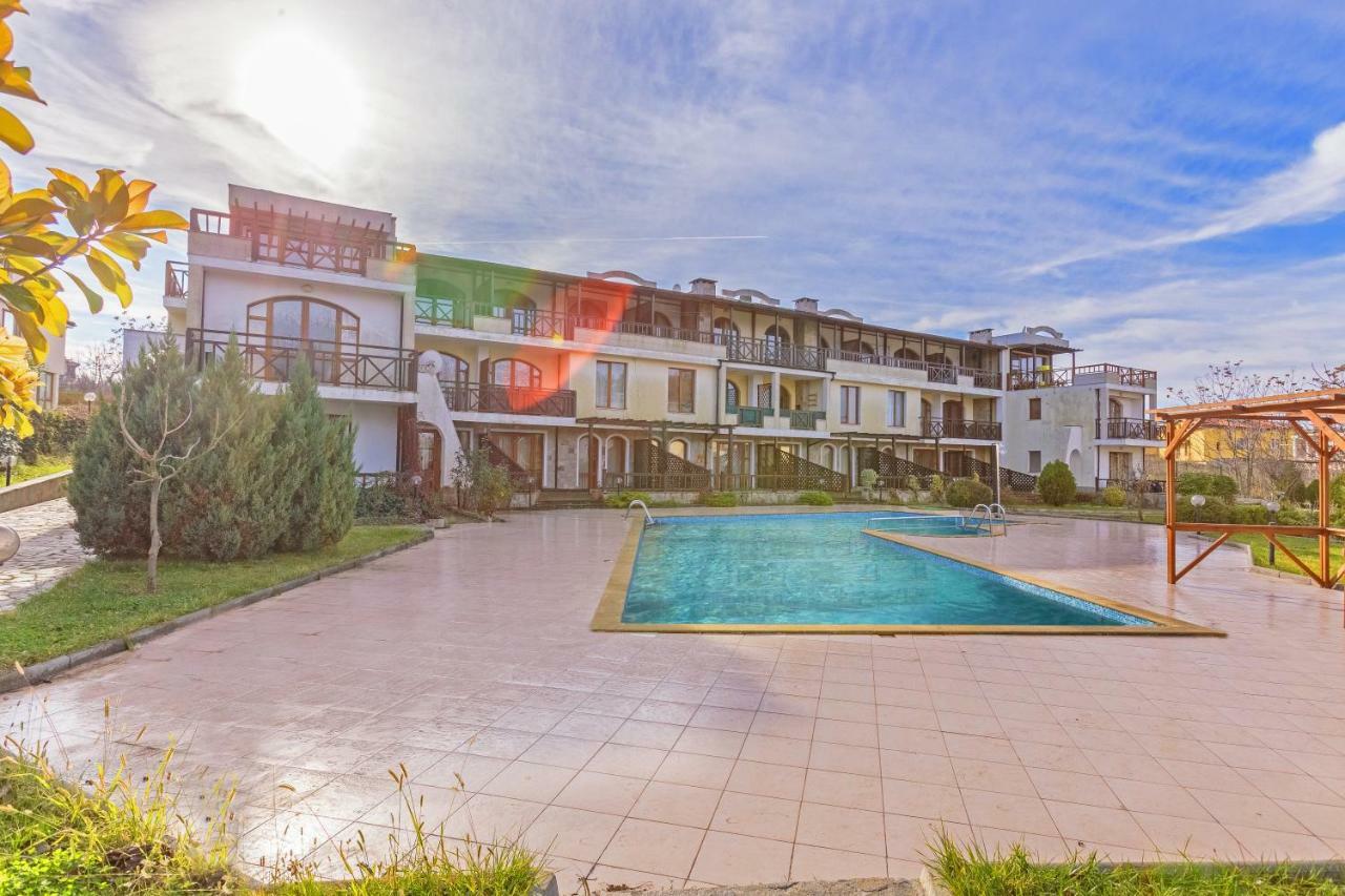 Aparthouse Paradise Bay Apartment Sozopol Exterior photo